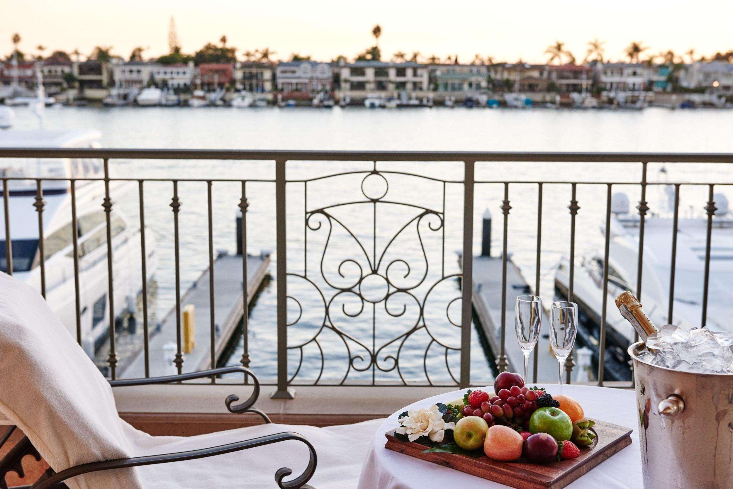 Balboa Bay Resort Нюпорт Бийч Екстериор снимка